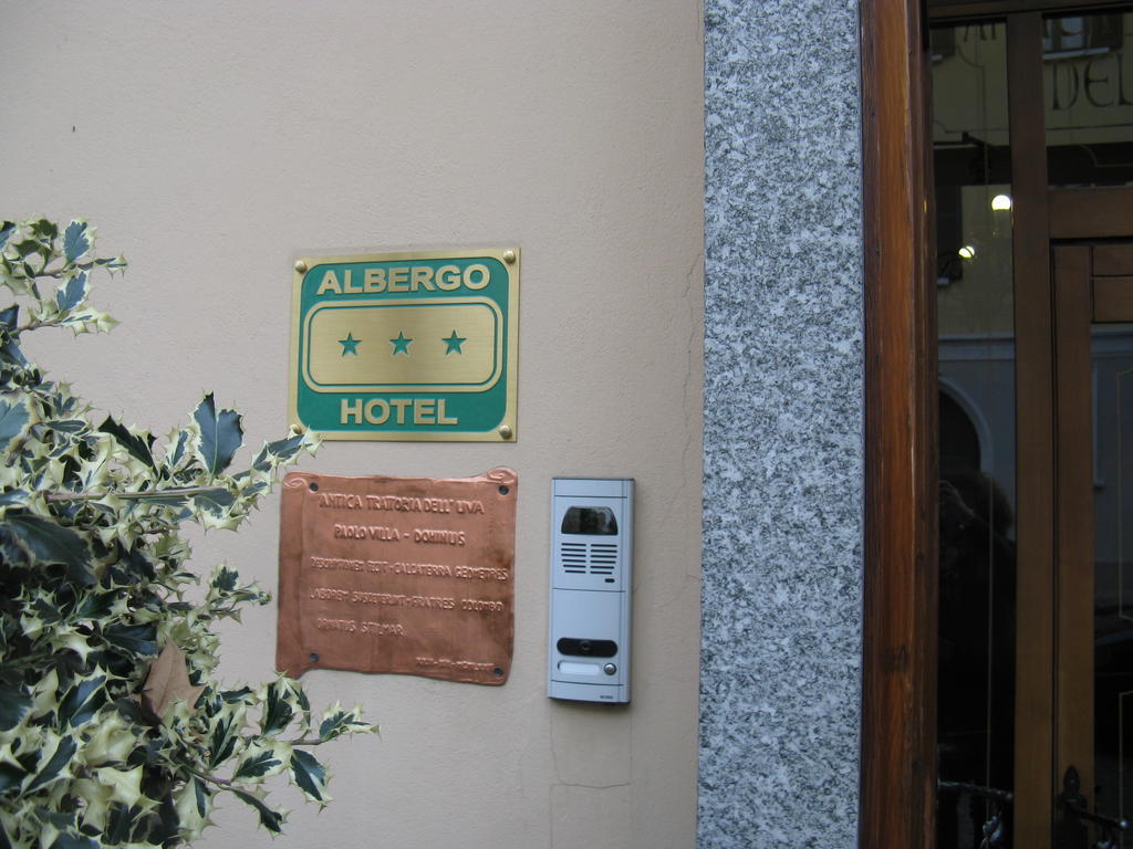 Antica Trattoria Dell'Uva Hotel Monza Exterior photo